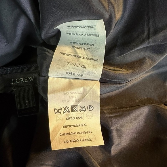 J. Crew ‘Plaza’ Flounce Mini Skirt in Navy Blue Wool-Blend Pinstripe Size 0 - Picture 12 of 16